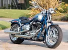 0812_hbkp_16_z+2009_harley_davidson_cvo+softail_springer.webp