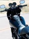 0812_hblp_03_z+2004_harley_davidson_dyna+handlebars.webp