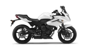 2011-Yamaha-XJ6-Diversion-EU-Competition-White-Studio-002_gal_full.webp