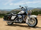 Harley Davidson FLHRC Road King Classic.webp