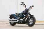 harley-davidson-softail-cross-bones-frontal.webp