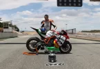 tomas posando ktm.webp
