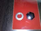 tornillo eje y arandela.webp