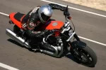 harley-davidson-xr-1200-rodando-5.webp
