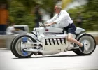 Dodge-Tomahawk-2.webp
