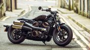 sportster s negra.jpg