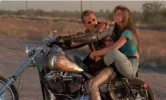 Screenshot 2024-12-12 at 15-33-56 mickey rourke harley pasajera - Buscar con Google.webp