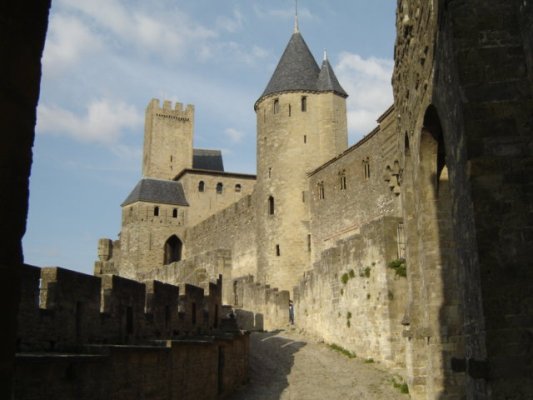 CARCASSONNE